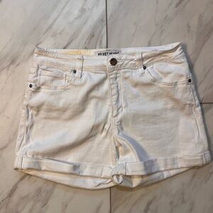 Velvet white Jenny shorts